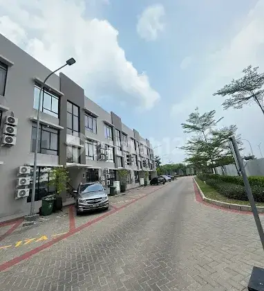 Disewakan Termurah Condo House Green Royal di Jakarta Barat 1