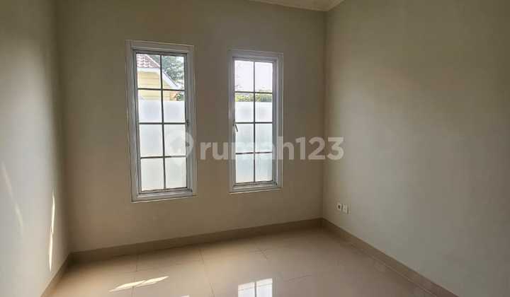 Disewakan Rumah Termurah di Montana Village Gading Serpong (W029) 2