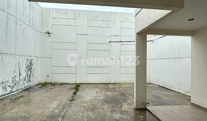 Disewakan Rumah Termurah di Cluster Australia Boulevard Green Lake City 8X15 (Umi290) 2