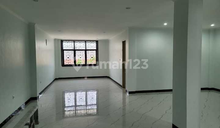 for rent cheapest shop house in benda city Tangerang banten 8×27 for rent cheapest shop house in benda city Tangerang banten 8×27