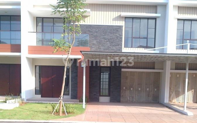 Disewakan Rumah Termurah di Cluster East Asia Boulevard Green Lake City 10X20 (Lm030)