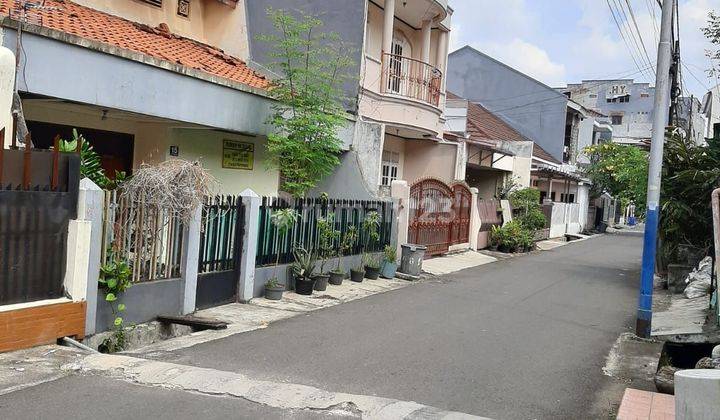 Rumah lama lokasi bagus di Jl.puloasem utara 2