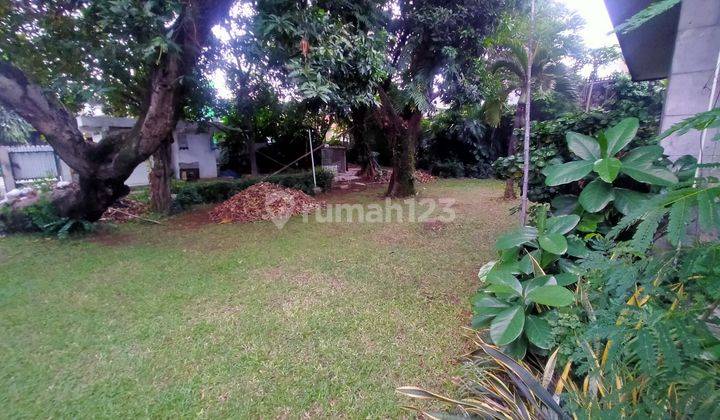 Rumah lama luas 1600 mtr lokasi bagus deket jl.otista 2