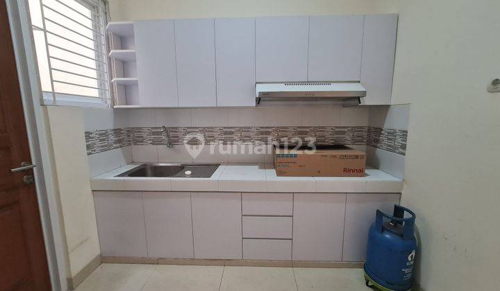 DIJUAL RUMAH TOTAL RENOVASI, JL. KELAPA LILIN RAYA, KELAPA GADING, TINGGI DARI JALAN 6