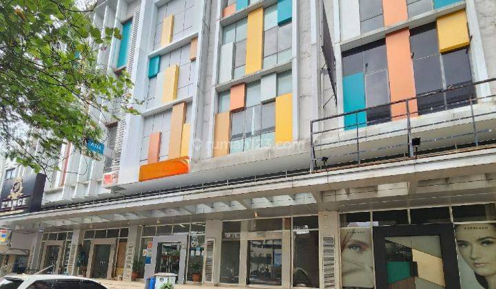 DISEWAKAN RUKO LEBAR 6, GRAHA BULEVAR TIMUR, KELAPA GADING, ADA PARTISI SANGAT COCOK UNTUK KANTOR, BAGUS DAN RAPI, SIAP PAKAI.