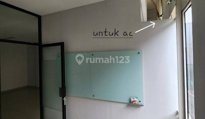 DISEWAKAN RUKO LEBAR 6, GRAHA BULEVAR TIMUR, KELAPA GADING, ADA PARTISI SANGAT COCOK UNTUK KANTOR, BAGUS DAN RAPI, SIAP PAKAI.