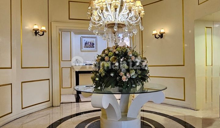 Rumah Artha Gading Hoek Bagus