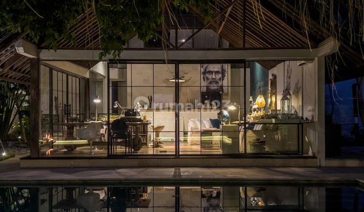 FREEHOLD BOUTIQUE PRIVATE RESIDENCE VILLA WITH ORGANIC GARDENS IN CANGGU AREA 1