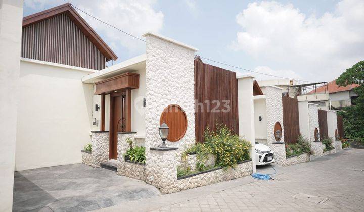 Freehold - Brand new modern villa complex with good villa management in famous area Canggu 1