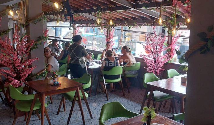 Charming 3-Storey cafe for lease in Ubud - Prime Location Near Central Ubud 1