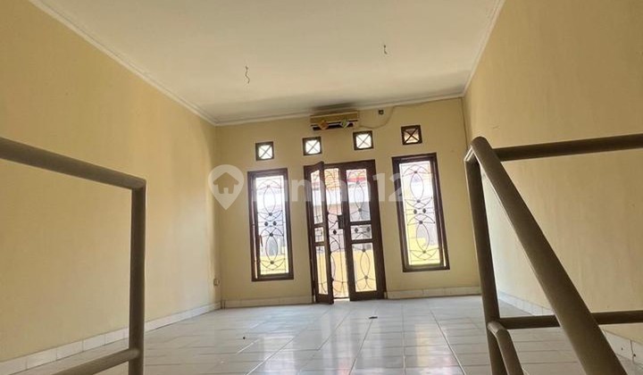 Office for Sale Freehold - 3-Storey Commercial Building on Bypass Road near Ngurah Rai Airport, Kuta, Bali 2