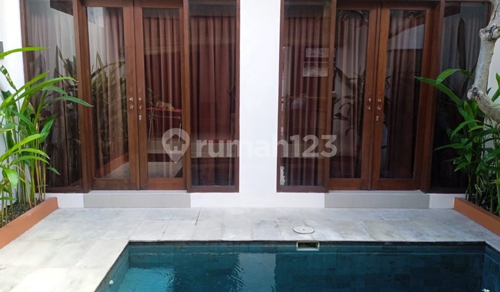 Freehold - Charming Villa for Sale in Kerobokan - Just 300m from Raya Canggu, Bali!