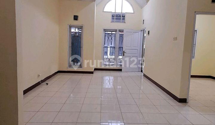 Ready to Occupy Soon, Comfortable and Peaceful House, Flood-Free in Taman Sari@Harapan Indah Cluster. Ready to Occupy Soon, Comfortable and Peaceful House, Flood-Free in Taman Sari@Harapan Indah Cluster.