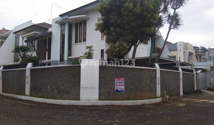 Rumah Gaya Jepang Minimalis dengan swimming pool 1