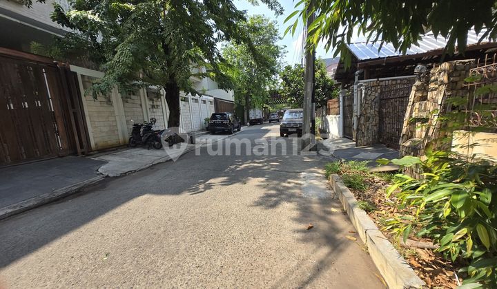 Modern Minimalist Twin House Ready to Live In 2