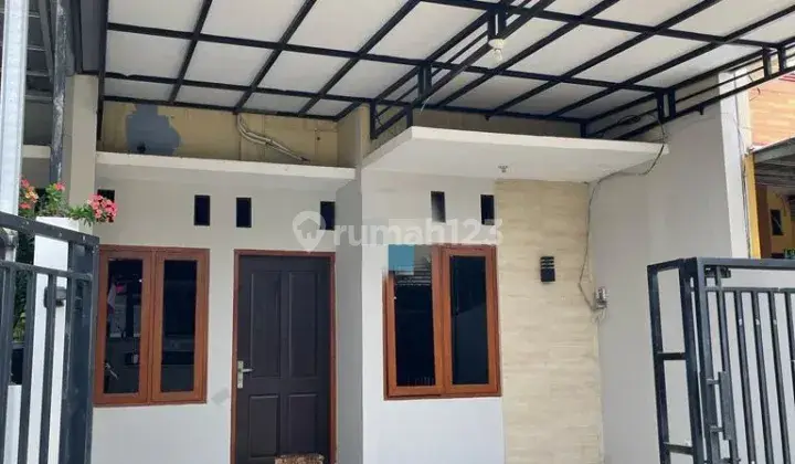 Rumah siap huni Perum Klipang Pesona Asri Residance, siap huni. Rumah di Perum Klipang Pesona Asri Residence . Sendang mulyo, Tembalang . 
Semarang Selatan. SHM Baru Unfurnished 1