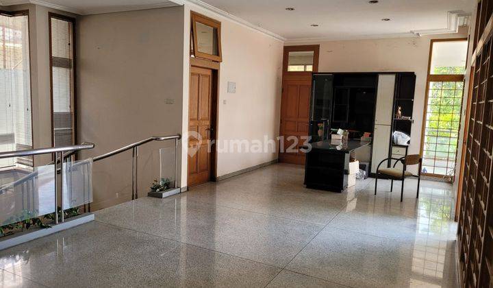 Rumah di Jl Papandayan Raya Semarang. 
Dekat Sultan Agung. 2 Lantai SHM Utara Butuh Renovasi 4