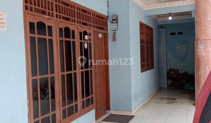 Rumah Kos Kosan 2 Lantai  Dekat Apartemen M Town, Sms,shm Butuh Renovasi Selatan 1