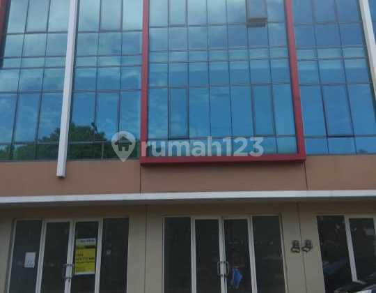 Adjacent Shop House with 450 Kg Capacity Lift, Mirror, For Sale, Boulevard Business Center Jatake, Block H, Jl Gatot Subroto Km 5.3, Jatiuwung, Tangerang, Banten. 2