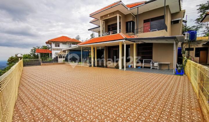 Vila Kharisma Matahari Ledug Pringen Tretes Pasuruan Jatim Vila di Jl. Raya Ledug, Semeru, Prigen, Kec. Prigen, Pasuruan, Jawa Timur, Prigen 882.0 m² HGB