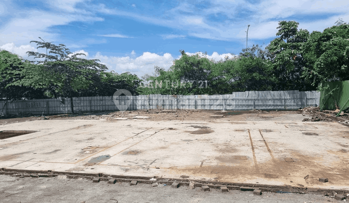 TANAH LOKASI BAGUS STRATEGIS HADAP JALAN RAYA TRANSYOGI CIBUBUR