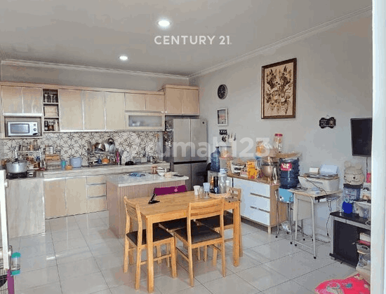 Rumah 2 Lantai di Dalam Cluster Kota Wisata Cibubur Rumah 2 Lantai di Dalam Cluster Kota Wisata Cibubur