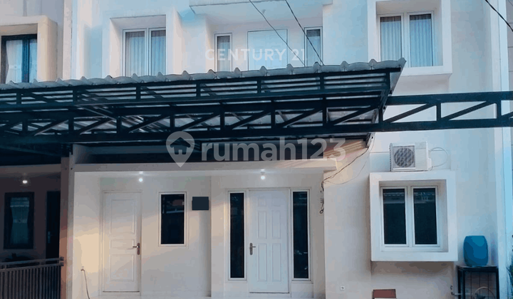 Rumah 2 Lantai di Raffles Hills Cibubur Harjamukti Depok Rumah 2 Lantai di Raffles Hills Cibubur Harjamukti Depok