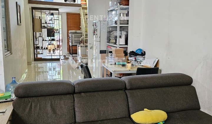 Rumah di Legenda Wisata Cibubur 2