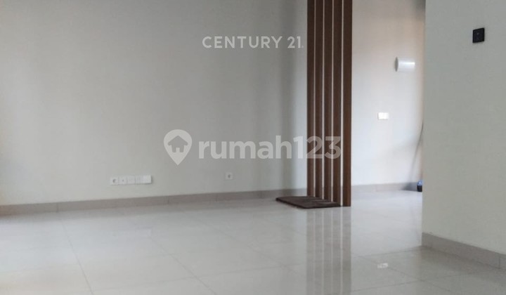 Rumah 2 Lantai di Dalam Cluster Kota Wisata Cibubur 2