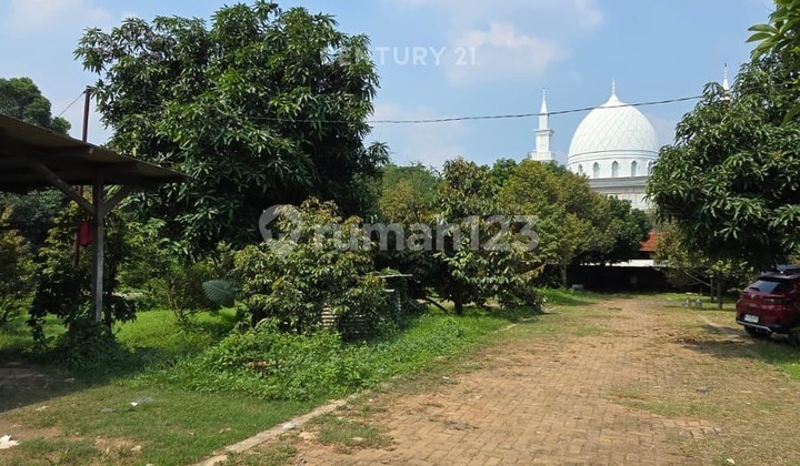 THE LAND CONTAINS AN EXISTING BUILDING IN NAGRAK, BOGOR.