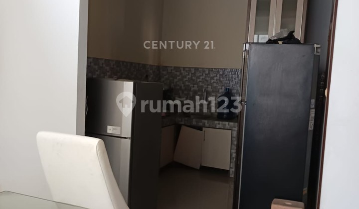 RUMAH 2 LANTAI DI DALAM CLUSTER KOTA WISATA CIBUBUR 2