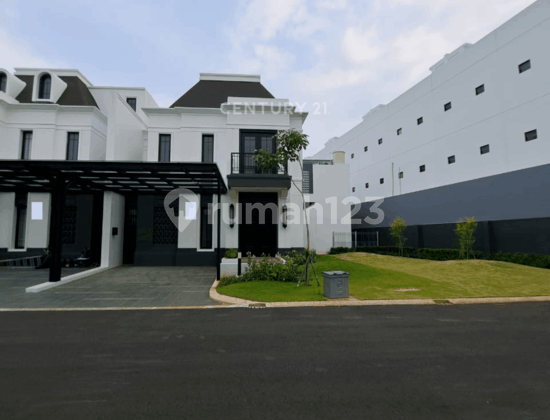 Rumah 2 Lantai di Summarecon Crown Gading Bekasi 1