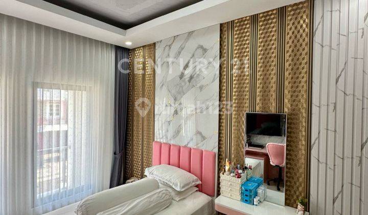 RUMAH CANTIK FULL FURNISHED DI KOTA WISATA CIBUBUR 2