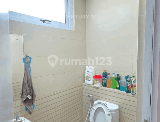 Rumah 2 Lantai di Dalam Cluster Kota Wisata Cibubur 2