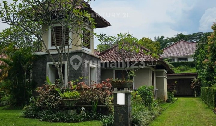 House in Rancamaya Golf Estate Bogor