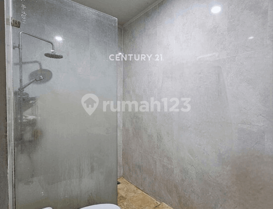 RUMAH 2 LANTAI DI SECOND BOULEVARD CITRA GRAN CIBUBUR 2