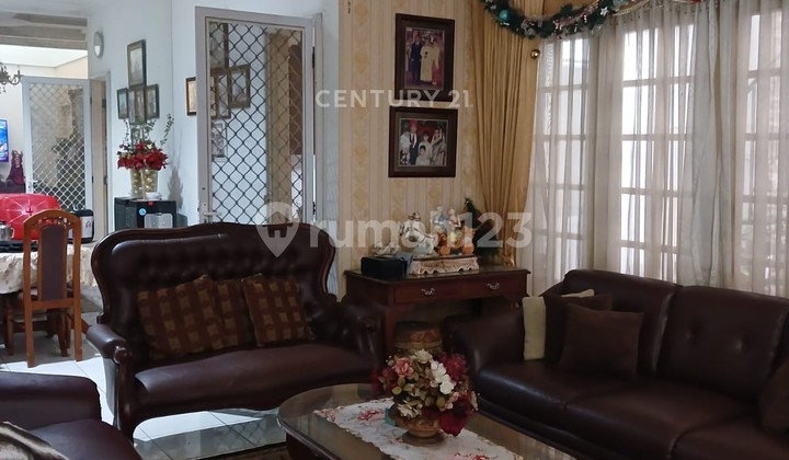 Rumah 2 Lantai di Taman Laguna Jatisampurna Bekasi 2