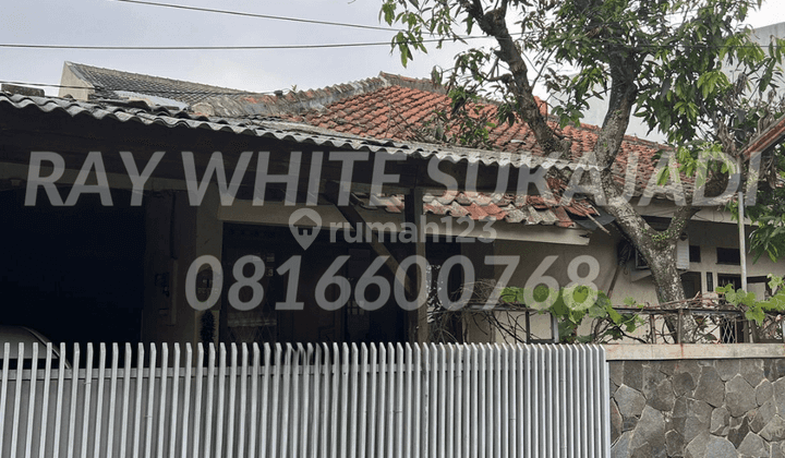 Rumah Tinggal di Komplek Antabaru 1