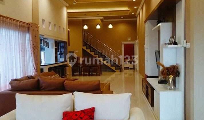 Rumah Luxury Tembalang Dekat Kampus Undip Semarang  1