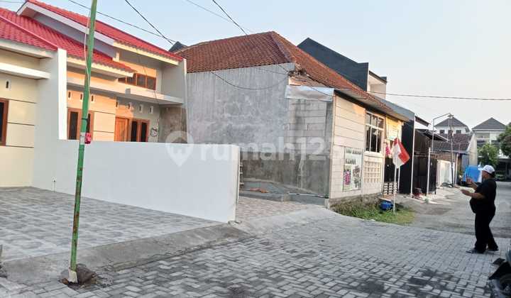 Rumah Siap Huni Tanah Luas Di Lingkungan Taman Asri Pedurungan 2