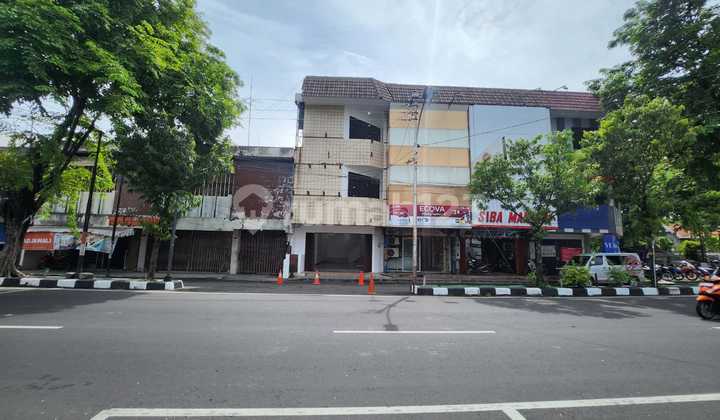 Ruko 3 Lantai Strategis Ramai Di Jalan Mt. Haryono Semarang 2