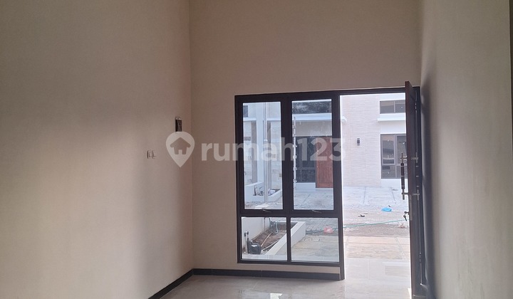 Rumah View Bukit Hijau Ala Villa Dekat Kodam Banyumanik 2