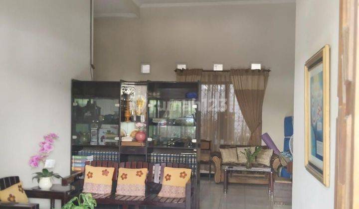 Rumah Ring 1 Undip Di Graha Estetika Tembalang 2