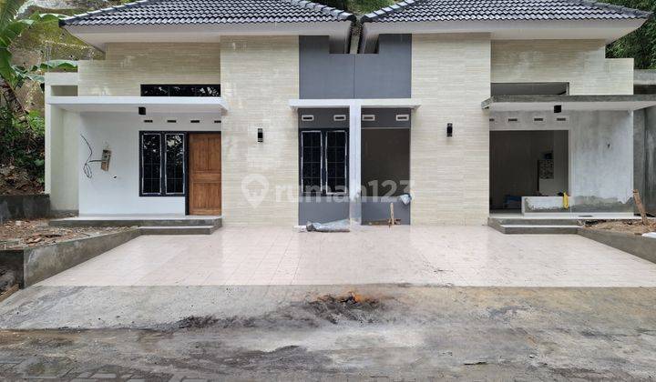 Rumah Siap Huni Depan Kantor Bpk Di Banyumanik 1