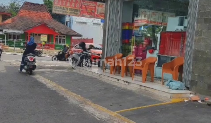 Land and Stall at a Busy Location on Jalan Ahmad Yani, Inside Ungaran 1