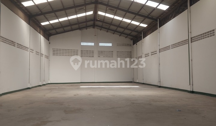 Warehouse For Rent, Ready to Use, Cheap Price, Strategic Location. Warehouse For Rent, Ready to Use, Cheap Price, Strategic Location.