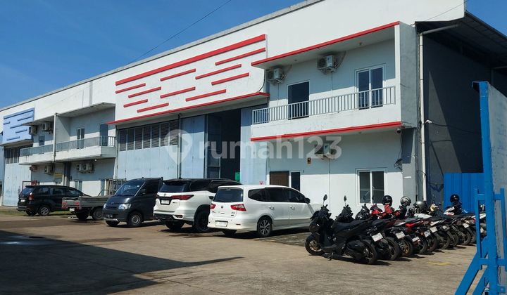 Ready-To-Use Warehouse For Rent, Fast, Affordable Price, 40 Feet Container Can Enter. Ready-To-Use Warehouse For Rent, Fast, Affordable Price, 40 Feet Container Can Enter.