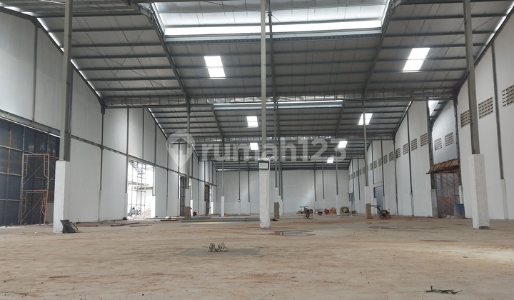 Gudang di Sewakan Akses Mudah Dekat ke Tol Jakarta dan Bandara Sorkarno Hatta.