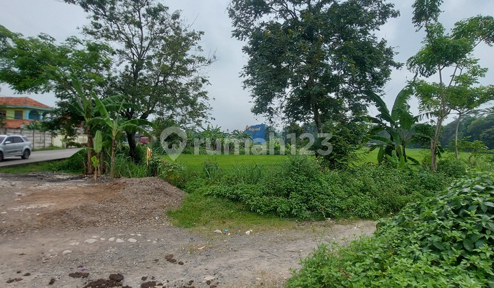 Tanah di Jual Murah untuk Perumahan Lokasi di Pingir Jalan Raya. Tanah di Jual Murah untuk Perumahan Lokasi di Pingir Jalan Raya.