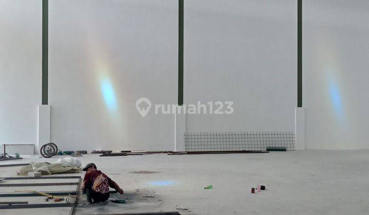 Gudang di sewa lokasi dekat dengan Gading Serpong kontainer 40 feet Masuk 2